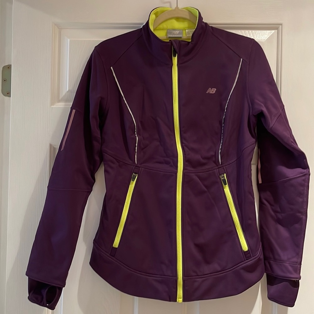 NEW BALANCE RUNNING JACKET SIZE M
